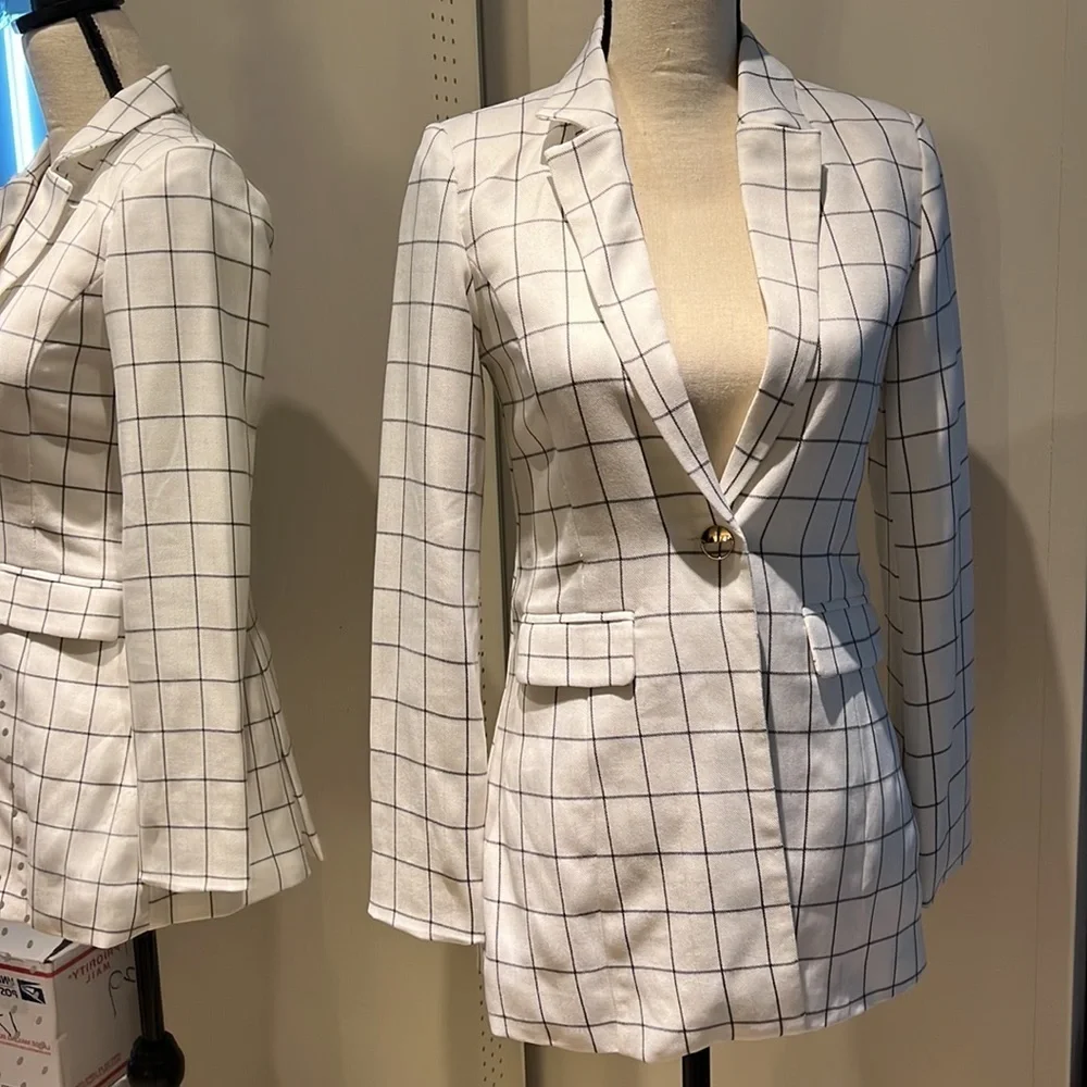 Chriselle x JOA white checkered blazer size xs